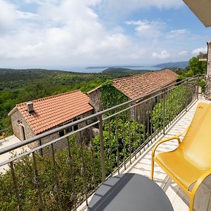 Superior One-Bedroom Apartment Balcony